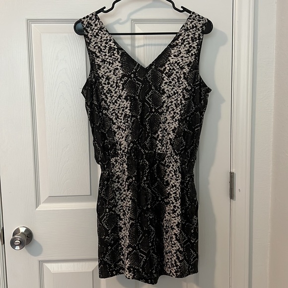 RD Style Snakeskin Romper - Picture 2 of 7